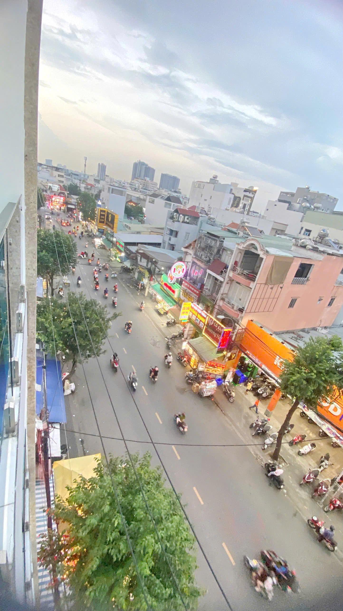 Cho thuê Nhà mặt phố Tân Mỹ,6 tầng có thang máy