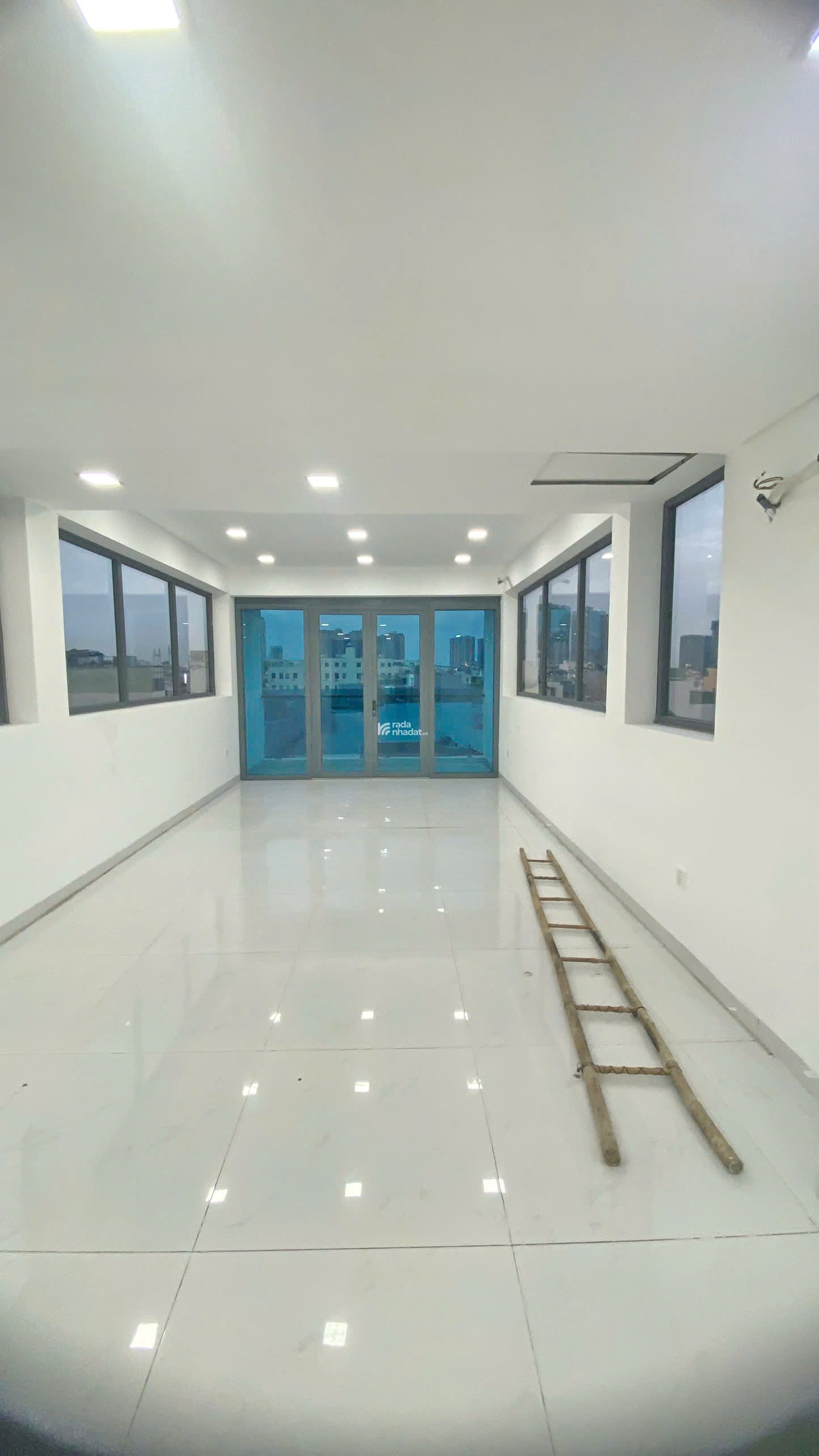 Cho thuê Nhà mặt phố Tân Mỹ,6 tầng có thang máy