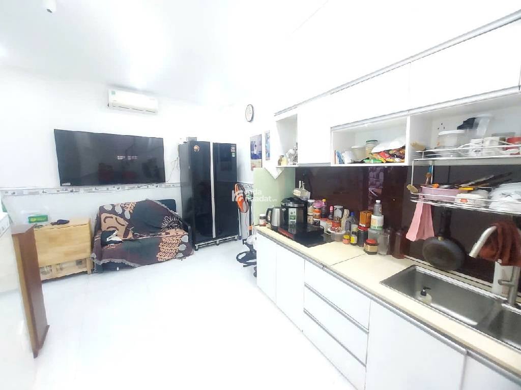 GẦN MẶT TIỀN HUỲNH VĂN BÁNH, PHÚ NHUẬN, 6M NGANG HIẾM CÓ. GIẢM 2T CHỈ CÒN 2.55T TL 