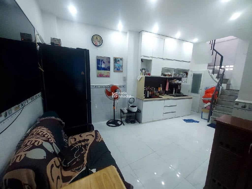 GẦN MẶT TIỀN HUỲNH VĂN BÁNH, PHÚ NHUẬN, 6M NGANG HIẾM CÓ. GIẢM 2T CHỈ CÒN 2.55T TL 