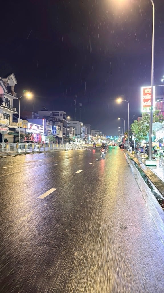 Bán nhà mặt tiền tân kỳ tân quý  