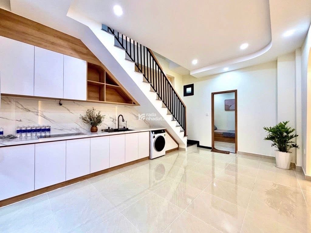 Chỉ 4 tỷ sở hữu 1 căn siêu VIP ngay Hoàng Văn Thụ, Phú Nhuận, 42m2, SHR hoàn công đủ