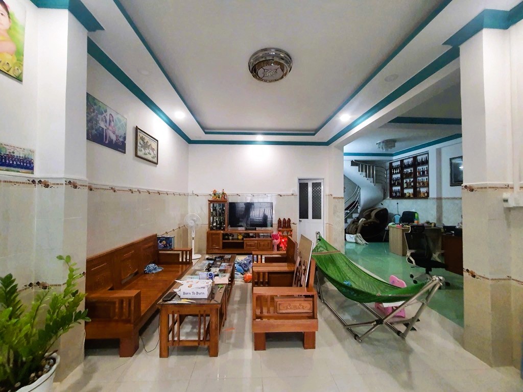 NHÀ 2 MẶT TIỀN LÀNG TĂNG PHÚ, NGANG 4.5M, VỊ TRÍ ĐẸP, KINH DOANH ĐỈNH, CHỈ 9.5TỶ