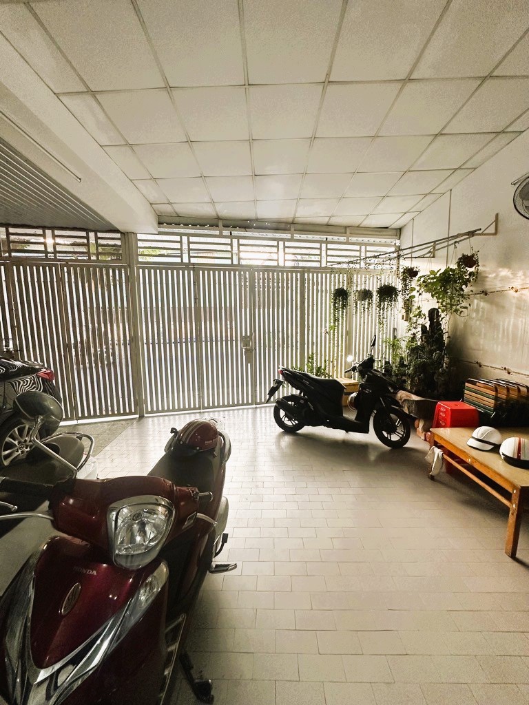 NHÀ 2 MẶT TIỀN LÀNG TĂNG PHÚ, NGANG 4.5M, VỊ TRÍ ĐẸP, KINH DOANH ĐỈNH, CHỈ 9.5TỶ