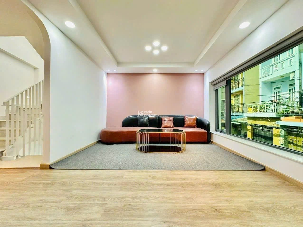 Giảm mạnh! Bán nhà 65m2 Hòa Bình, Q11 xây 3 lầu. Gần Đầm Sen. Cho thuê 10tr/tháng. Sổ riêng