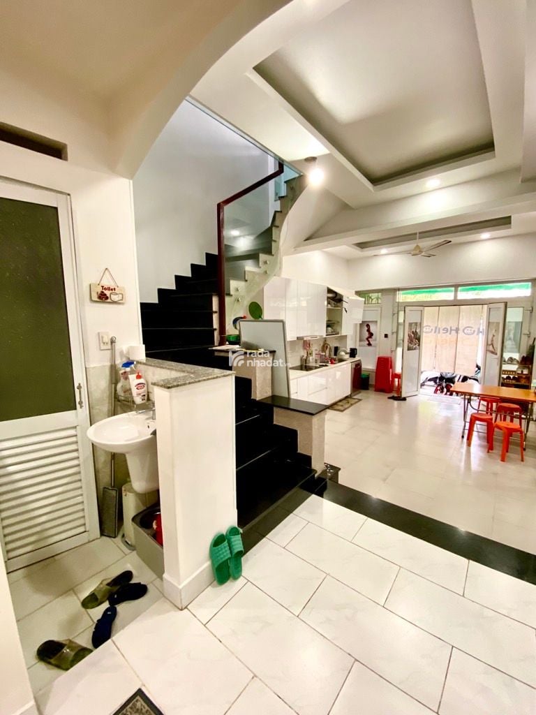 NGAY PEARL, HXH VÕ OANH, BÌNH THẠNH, 70M2 CÓ KC DỄ CẢI TẠO MỚI. GIẢM 550TR CHỈ 14.8T