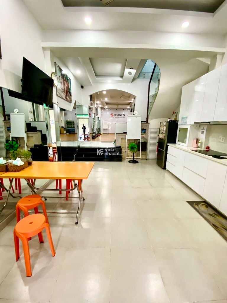 NGAY PEARL, HXH VÕ OANH, BÌNH THẠNH, 70M2 CÓ KC DỄ CẢI TẠO MỚI. GIẢM 550TR CHỈ 14.8T