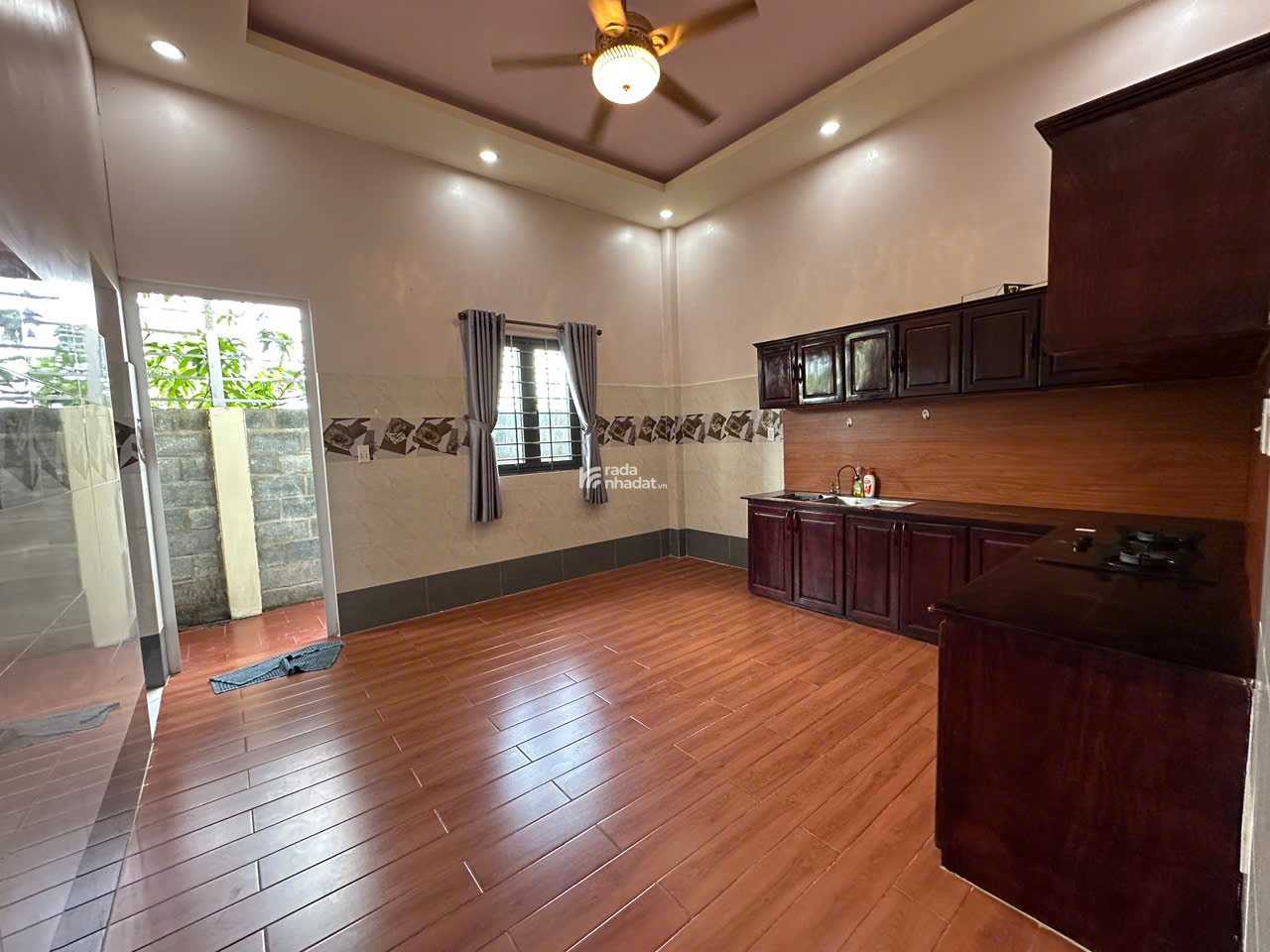  CHÍNH CHỦ CẦN TIỀN BÁN GẤP NHÀ VƯỜN 256M2 GIÁ CHỈ 2,5 tỷ 