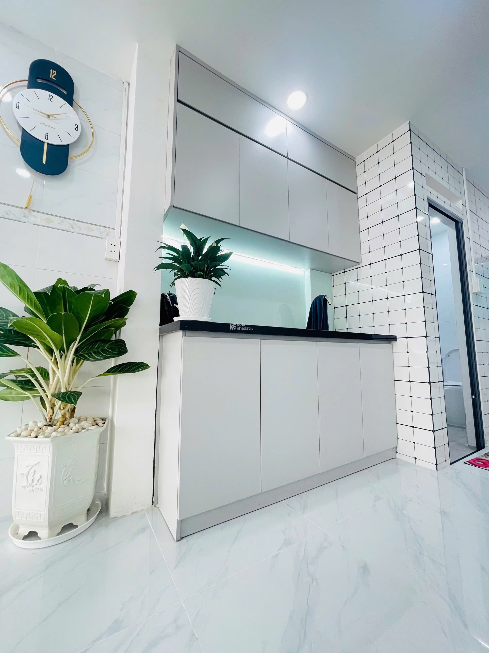 CHỈ HƠN 2 TỶ SỞ HỮU HỘ KHẨU SÀI GÒN-BÁN NHÀ đối diện Trường ĐH Văn Lang-Phan Văn Trị 