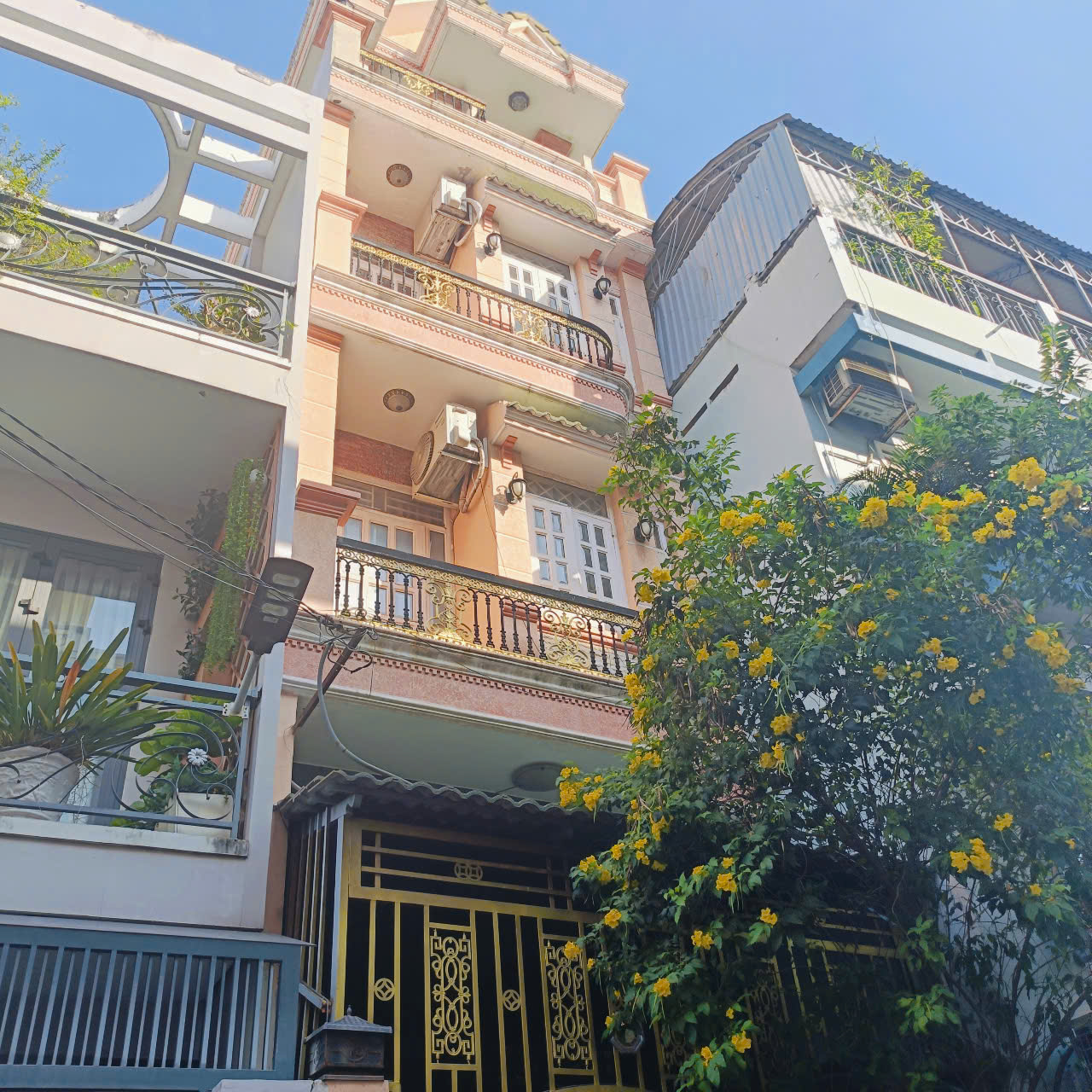 BÁN NHÀ MẶT TIỀN,NGAY CHỢ HỒ TRỌNG QUÝ (4m x 16m x 5 TẦNG) 9,8 TỶ TL