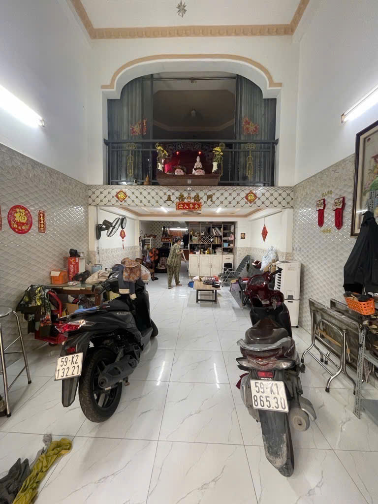 BÁN NHÀ MẶT TIỀN,NGAY CHỢ HỒ TRỌNG QUÝ (4m x 16m x 5 TẦNG) 9,8 TỶ TL