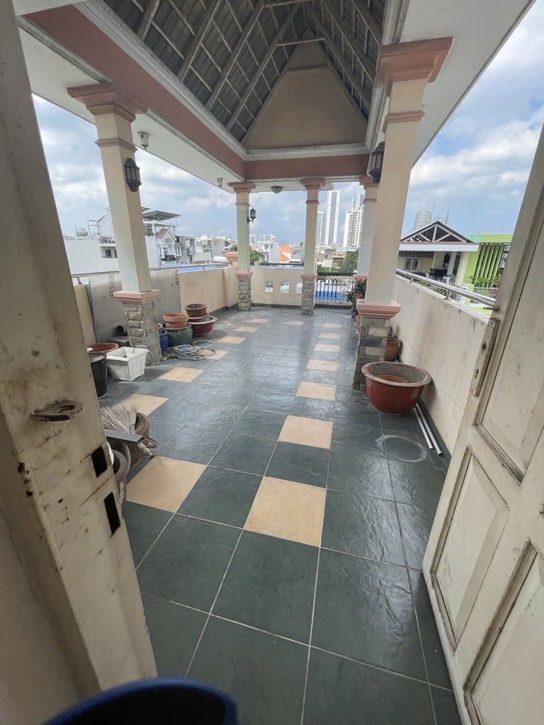 BÁN NHÀ MẶT TIỀN,NGAY CHỢ HỒ TRỌNG QUÝ (4m x 16m x 5 TẦNG) 9,8 TỶ TL