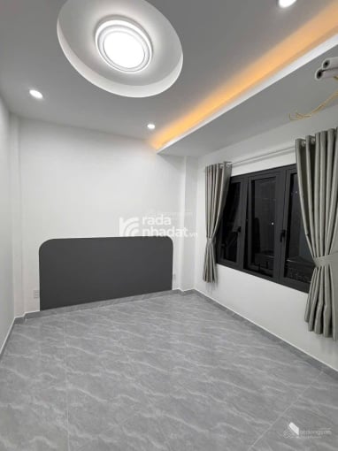 Bán nhà ngay đường Vạn Kiếp, phường 1, Bình Thạnh.Giá: 3Tỷ 650tr, 40m2, sổ hồng riêng, hẻm ô tô