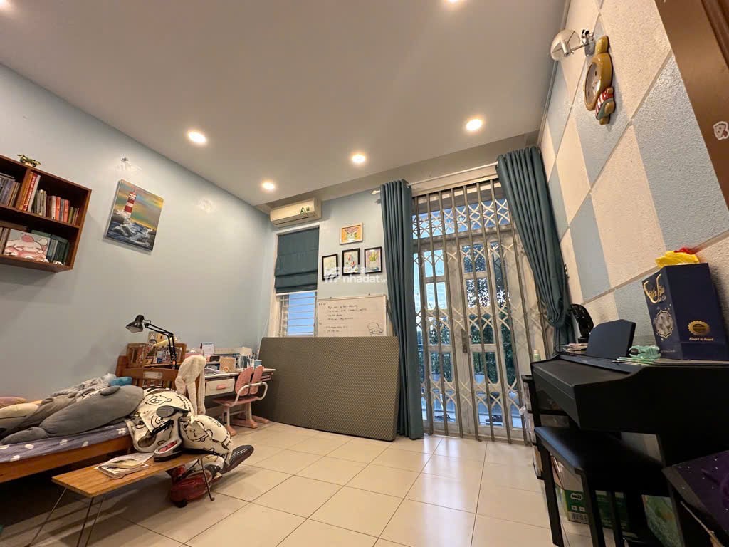72m2 - Giá 13,9 tỷ - 4 tầng - 4PN - Đường số 43 KDC An Phú Hưng, Q7
