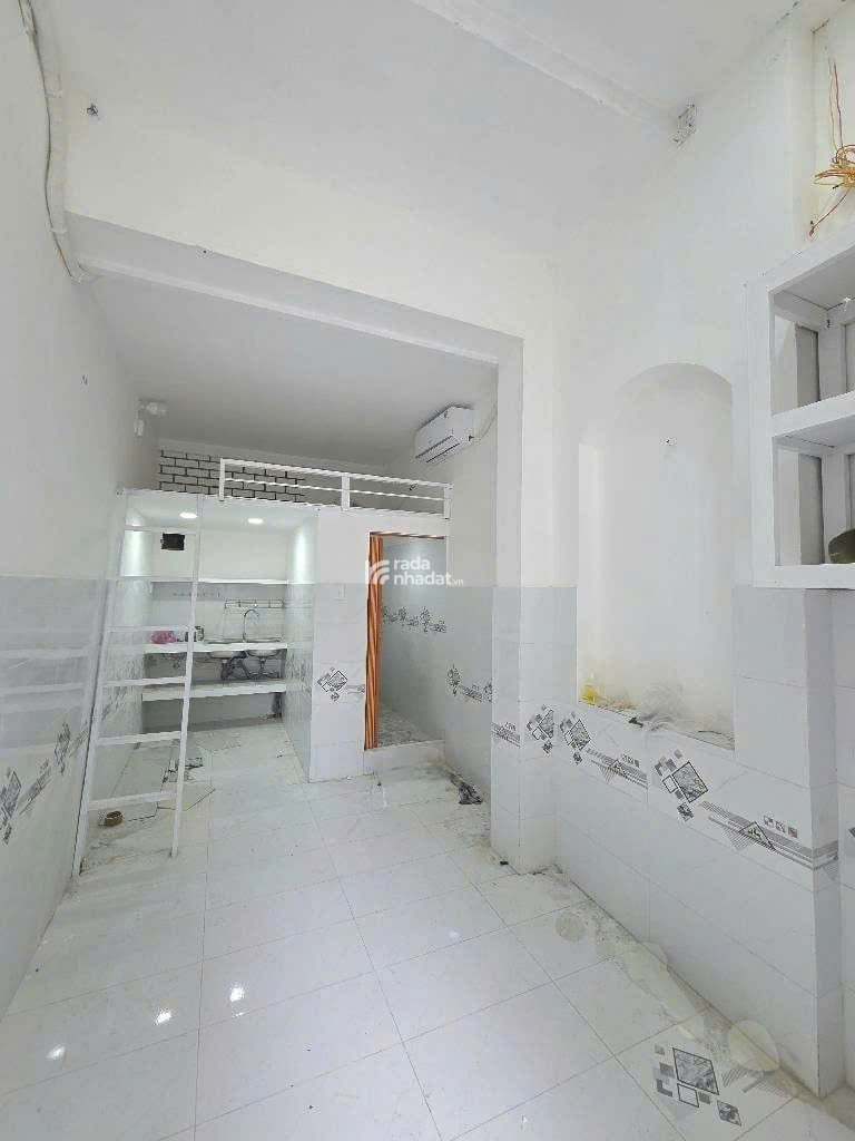 CHDV Nguyễn Sơn, 91m2, ngang 5.1m, 14 Phòng Full NT, 60tr/tháng,  Chỉ 12.6 Tỷ