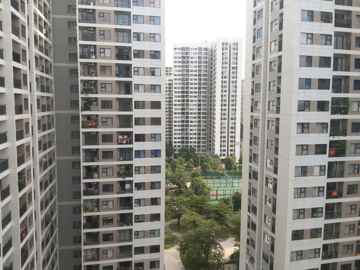 Cần bán 2PN1 69,20m2, phân khu The Origami, giá tốt 3,93tỷ