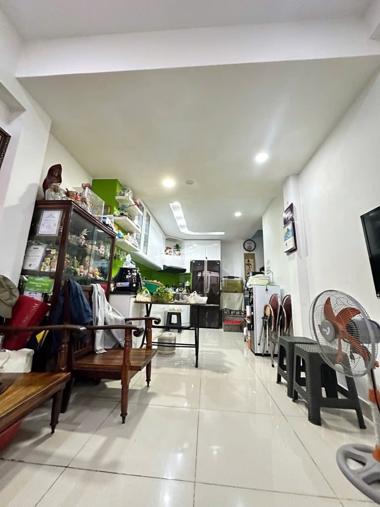 NGÃ 7 LÝ THÁI TỔ - QUẬN 10 - 42M2 - 4TẦNG - MỚI ĐẸP - NỞ HẬU L - 6 TỶ 200