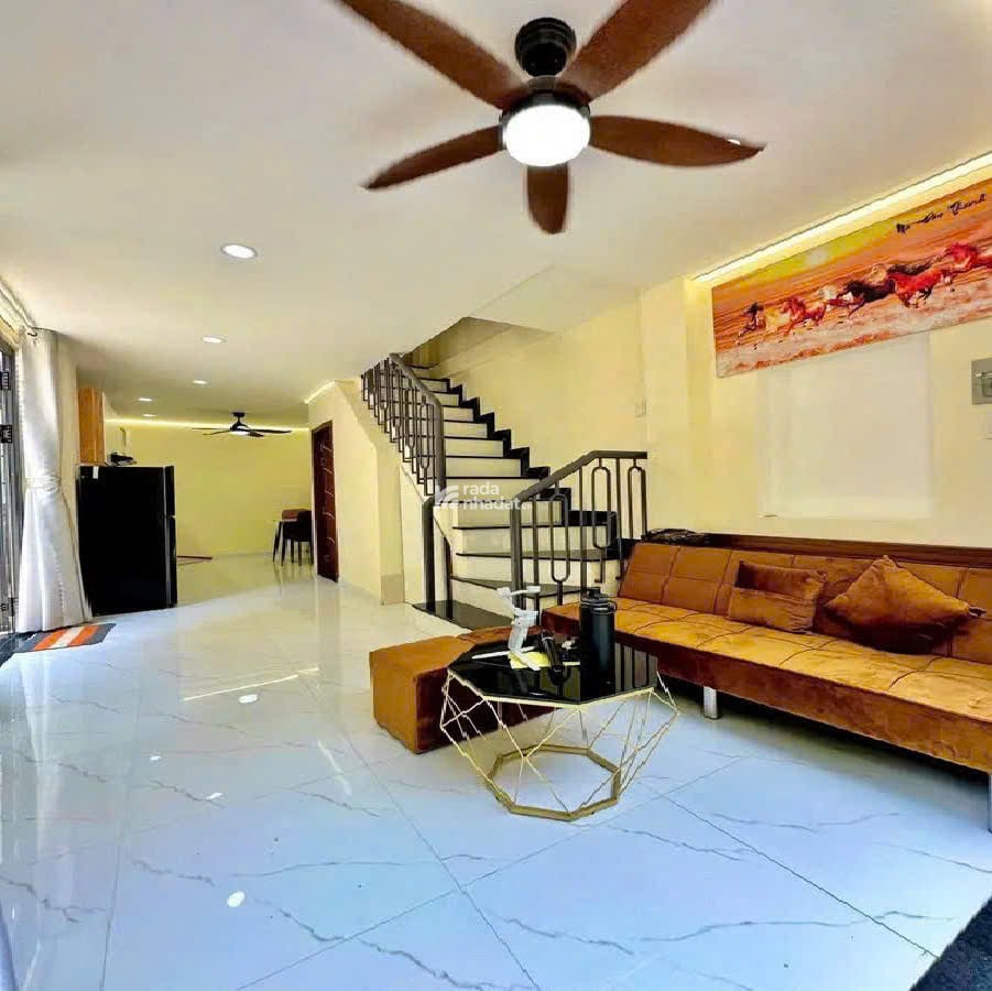 Bán nhà Quận 3 - Trần Văn Đang - Sổ vuông 3.3 x 8.5 m - Giá 4.88 tỷ