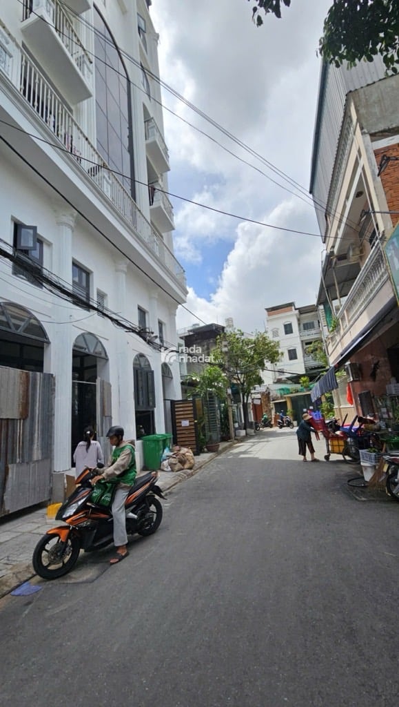 CHDV-DÒNG TIỀN HƠN 5 TỶ/NĂM -1 HẦM 8 TẦNG - BÌNH GIÃ -P.13- TÂN BÌNH- DT: 11*22M- 65 TỶ