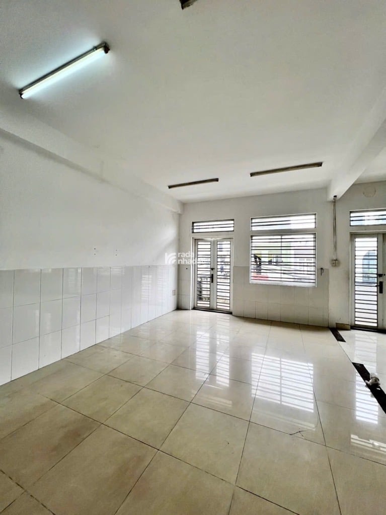 BÁN NHÀ BÌNH TRỊ ĐÔNG 200M2 10X20M 16.X TỶ 3 TẦNG GẦN BỆNH VIỆN BÌNH TÂN