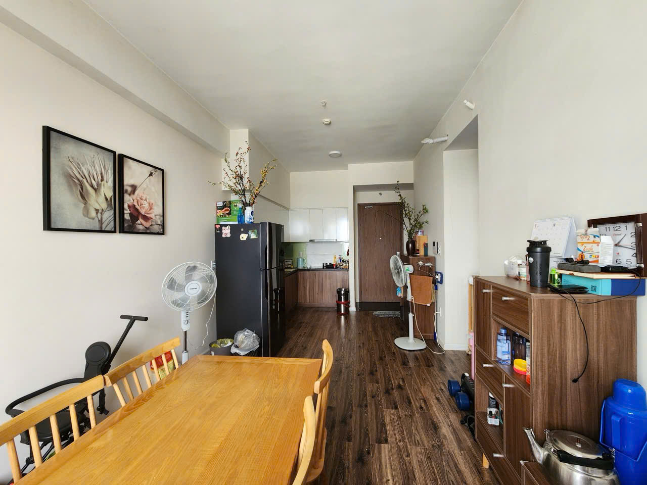 Bán căn hộ đã có sổ hồng - TP Hồ Chí Minh giá 3ty550 có nội thất 2PN1WC liền kề Q7