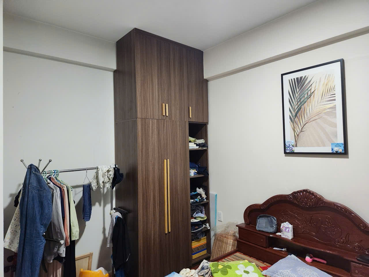 Bán căn hộ đã có sổ hồng - TP Hồ Chí Minh giá 3ty550 có nội thất 2PN1WC liền kề Q7
