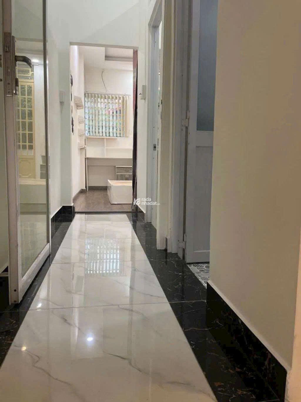 NHÀ ĐẸP TRUNG TÂM TÂN PHÚ - KHU KINH DOANH NHỘN NHỊP