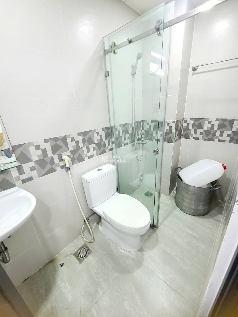 HƠN 12 TỶ - 54M2 - HẺM XE HƠI 5M - NGANG 6 DÀI 9 - 5 TẦNG - 5PN,6WC - LẠC LONG QUÂN - TÂN BÌNH