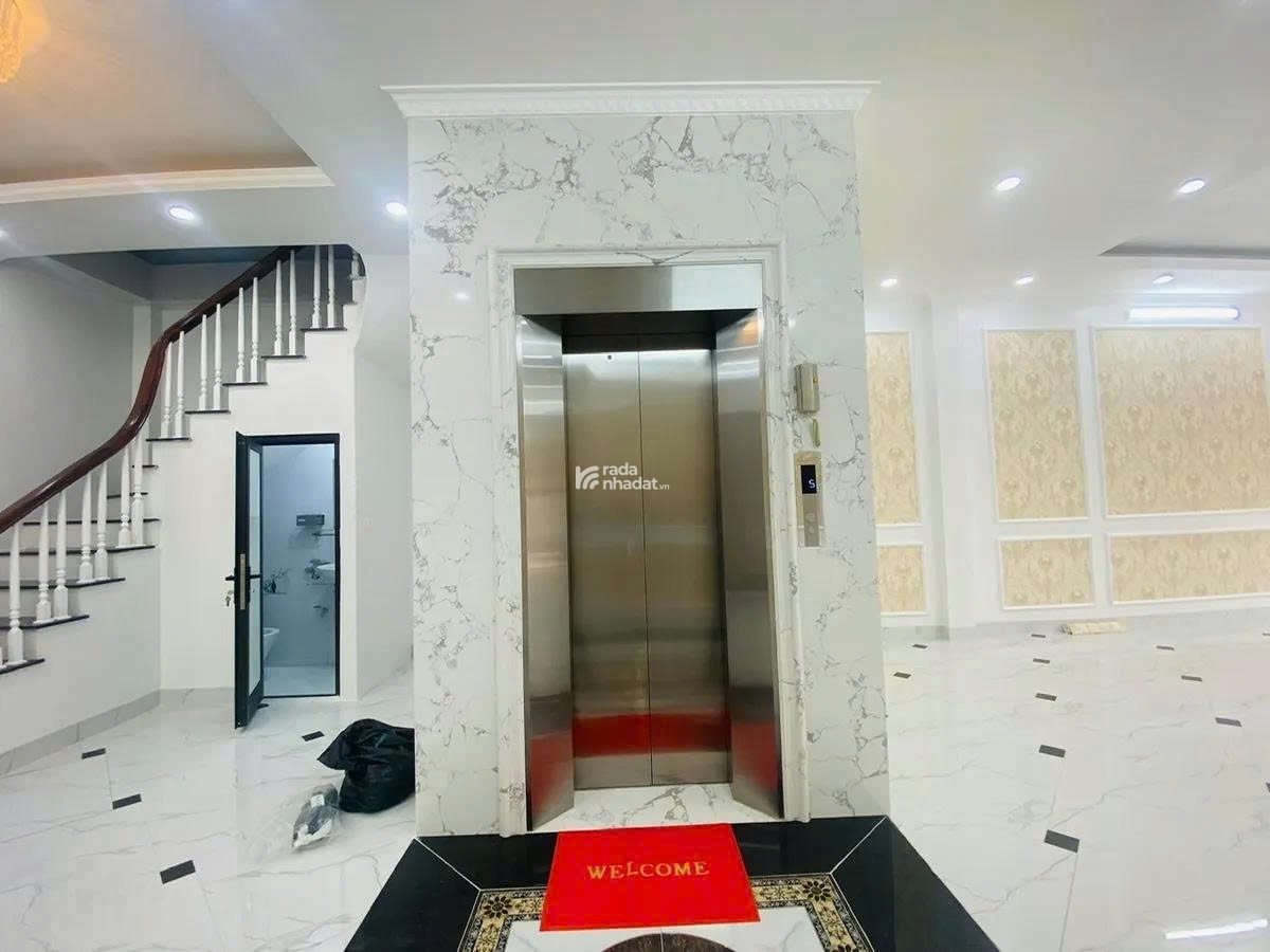Bán nhà phân lô Kim Đồng  ô tô tránh, gara, thang máy  DT: 65m, 5 tầng  MT: 5m chào giá : 21,5tỷ