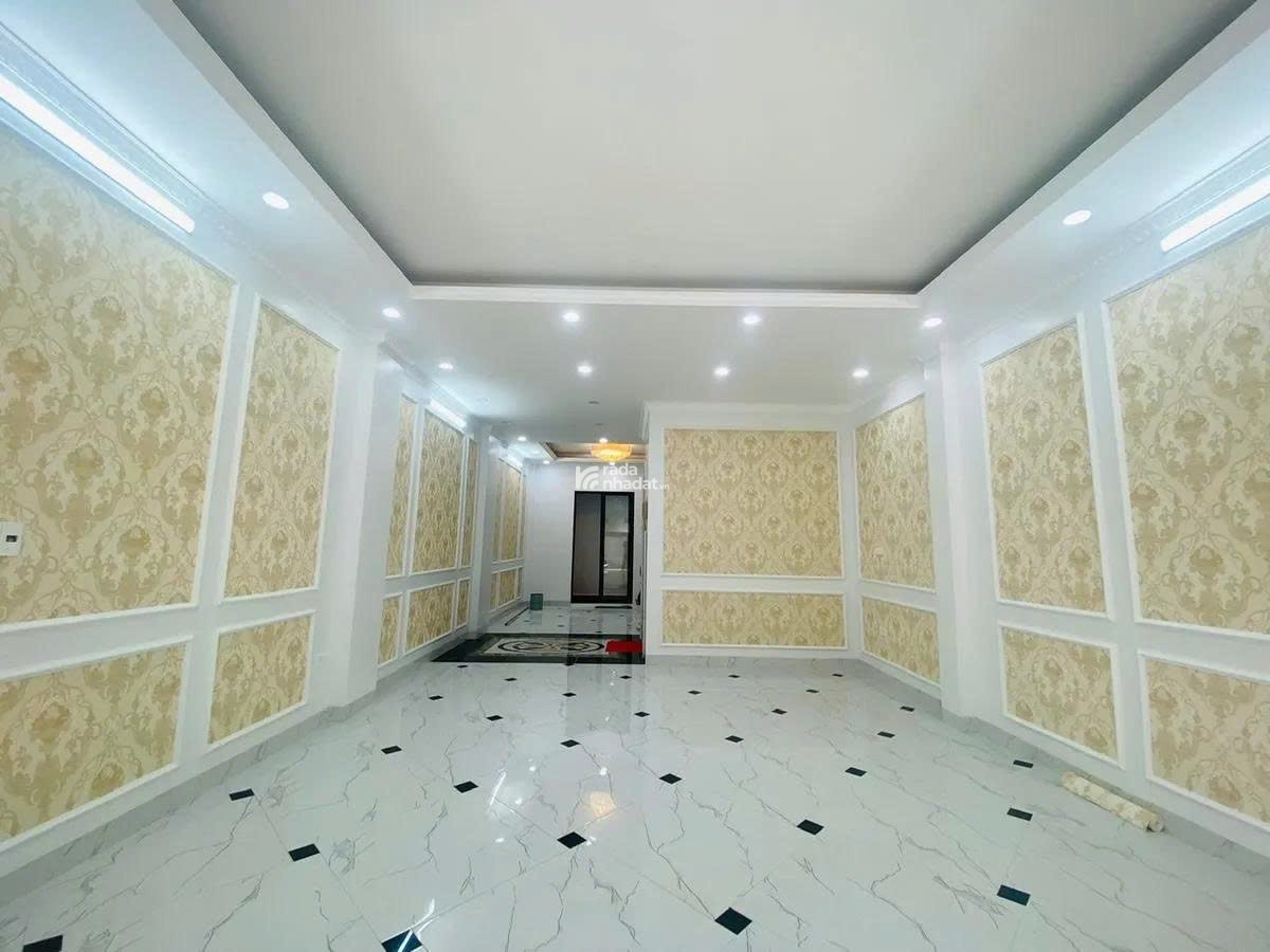 Bán nhà phân lô Kim Đồng  ô tô tránh, gara, thang máy  DT: 65m, 5 tầng  MT: 5m chào giá : 21,5tỷ