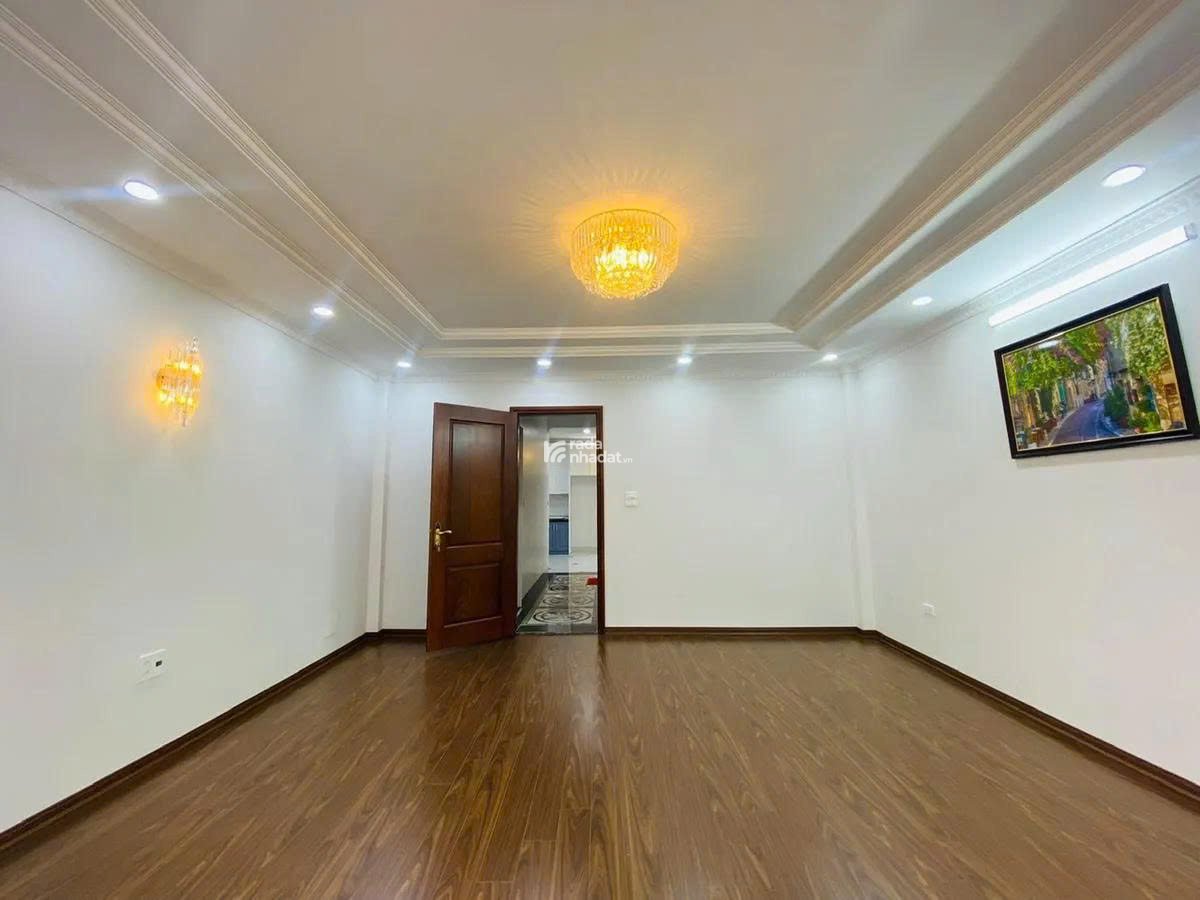 Bán nhà phân lô Kim Đồng  ô tô tránh, gara, thang máy  DT: 65m, 5 tầng  MT: 5m chào giá : 21,5tỷ