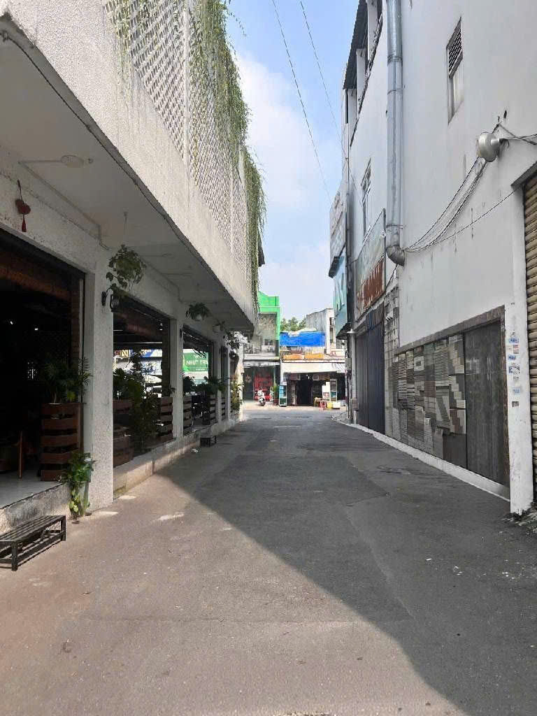 BÁN NHÀ HXH ĐƯỜNG GÒ DẦU,TÂN PHÚ (4,2m x 22m x 4 TẦNG) 10 TỶ TL