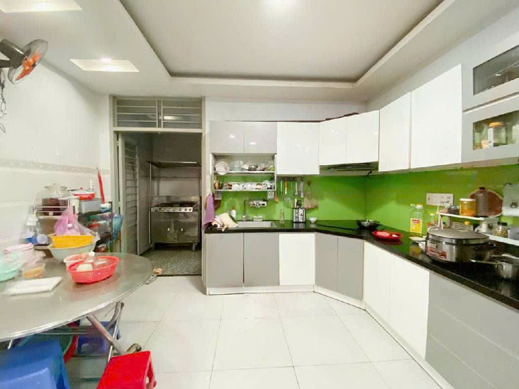 BÁN NHÀ HXH ĐƯỜNG GÒ DẦU,TÂN PHÚ (4,2m x 22m x 4 TẦNG) 10 TỶ TL