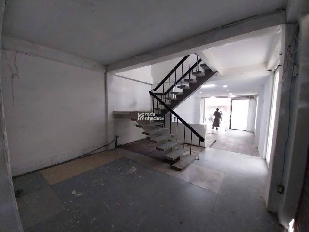 BÁN NHÀ LÔ GÓC MẶT TIỀN LŨY BÁN BÍCH, TÂN PHÚ. CHỈ 17 TỶ TL.DIỆN TÍCH KHỦNG