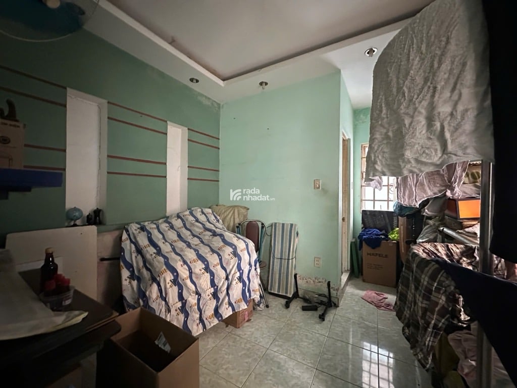 Bán Nhà Hẻm Ba Gác 3PN, Gần Bến Bình Đông Phường Phú Định Quận 8