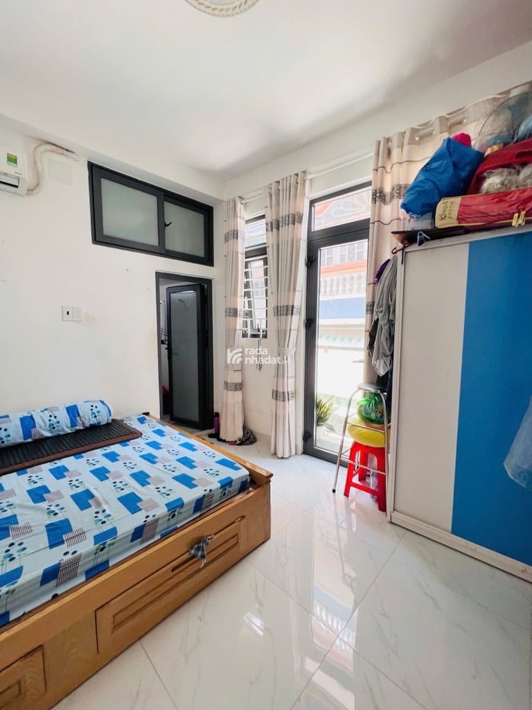 HẺM XE HƠI TRẦN KHẮC CHÂN, PHÚ NHUẬN, 30M2 CÓ KC Ở NGAY. GIẢM 350TR CHỈ CÒN 4.35T TL 