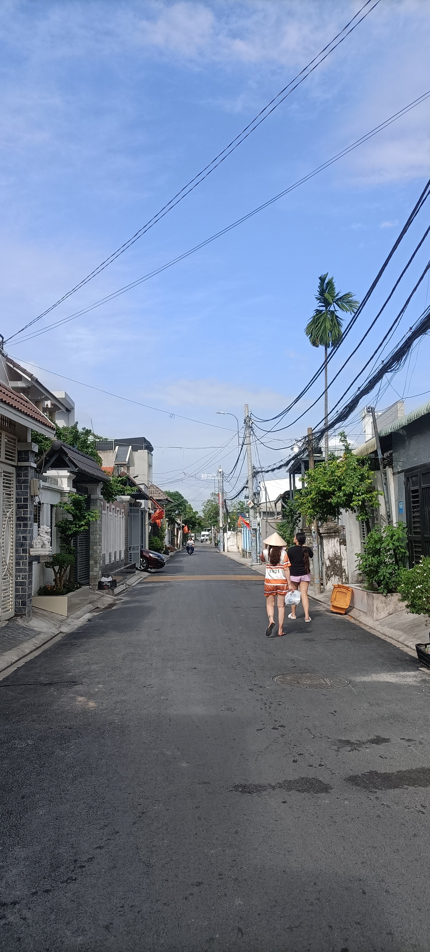 MẶT TIỀN ĐƯỜNG SỐ - ÔTÔ tránh - Gần QL 13