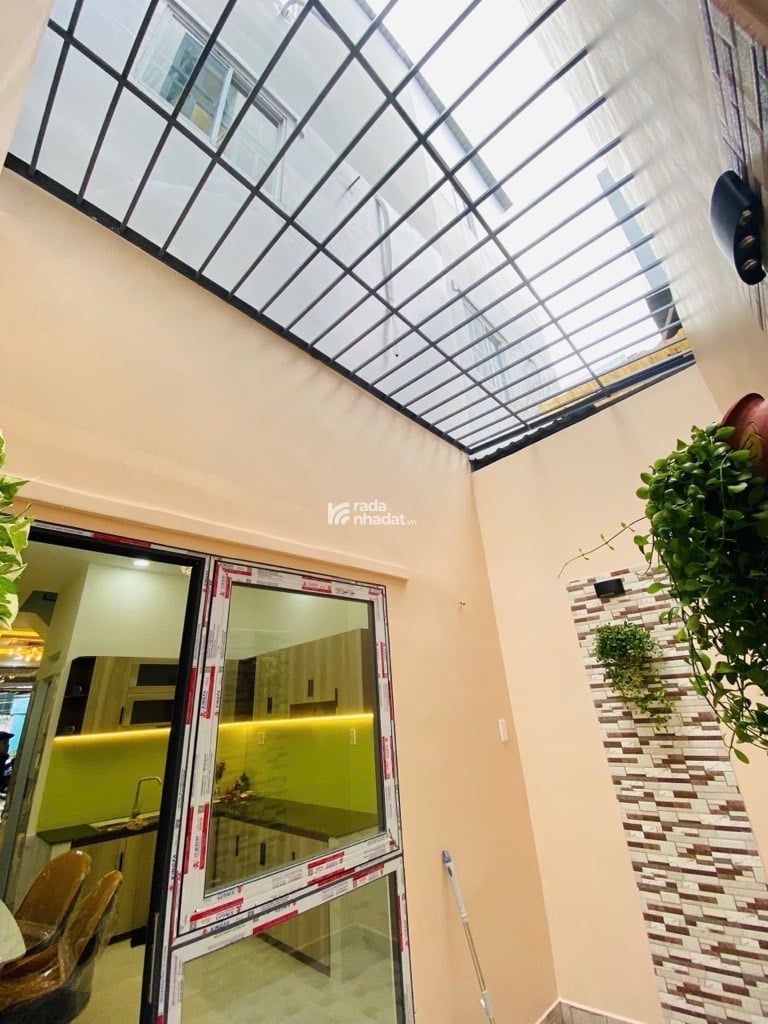 Bán Nhà Đẹp - Quận 8 -  Giáp Võ Văn Kiệt -  57m2 -  4 Phòng -  chỉ 5ty2