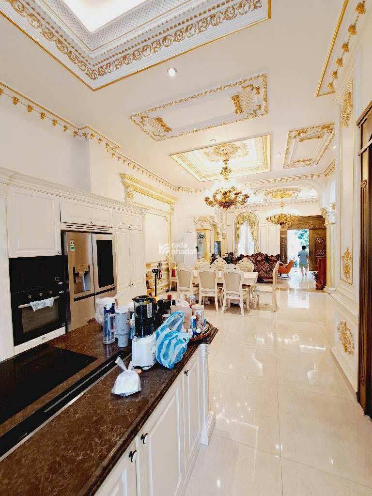 VILLA 5 TẦNG 2 MẶT TIỀN - GIÁP Q3 Q10 - 350m2 ĐƯỜNG 8m - GIÁ 68 TỶ