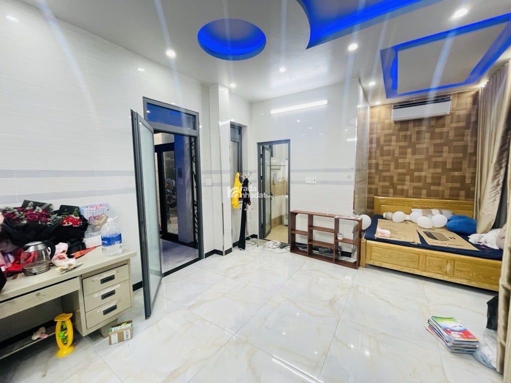 NHÀ 5 TẦNG BTCT - NGUYỄN SỸ SÁCH - P15 - TÂN BÌNH - NGANG KHỦNG 7M - DTCN 83M2 - GIÁ 10.7 TỶ TL