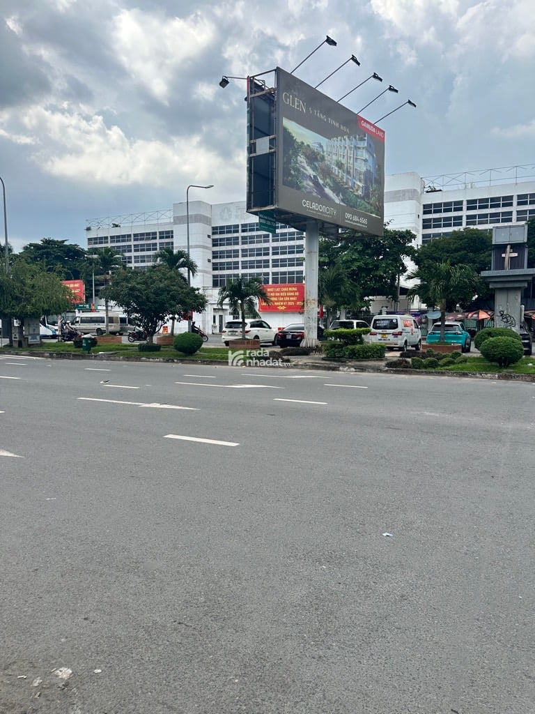  MẶT TIỀN - TRUNG TÂM TÂN BÌNH - NGAY TRUNG TÂM TRIỂN LÃM TÂN BÌNH - KHU VỰC HIẾM NHÀ BÁN 