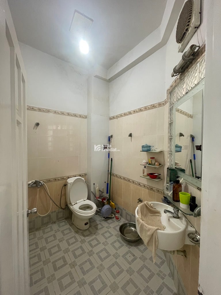 VỊ TRÍ ĐẮT ĐỊA - HIẾM NHÀ BÁN - HẺM Ô TÔ THÔNG TỨ TUNG - NHÀ 4 TẦNG - 83M2
