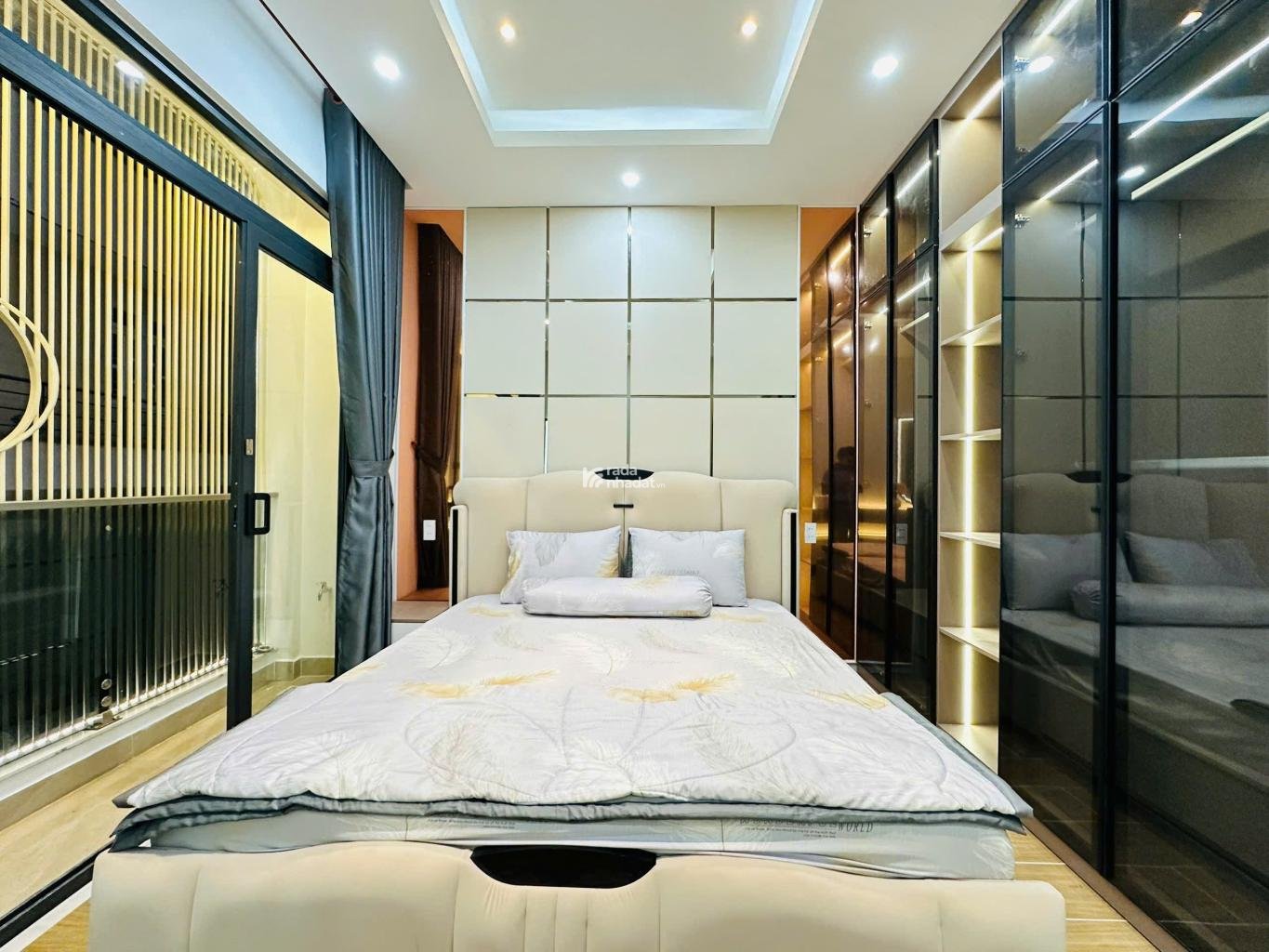 NHÀ 5 TẦNG FULL NỘI THẤT, Ô THANG MÁY, DT 4x16M, KHU CAO TẦNG ĐỒNG BỘ VIP, GÒ VẤP, 10.X TỶ  
