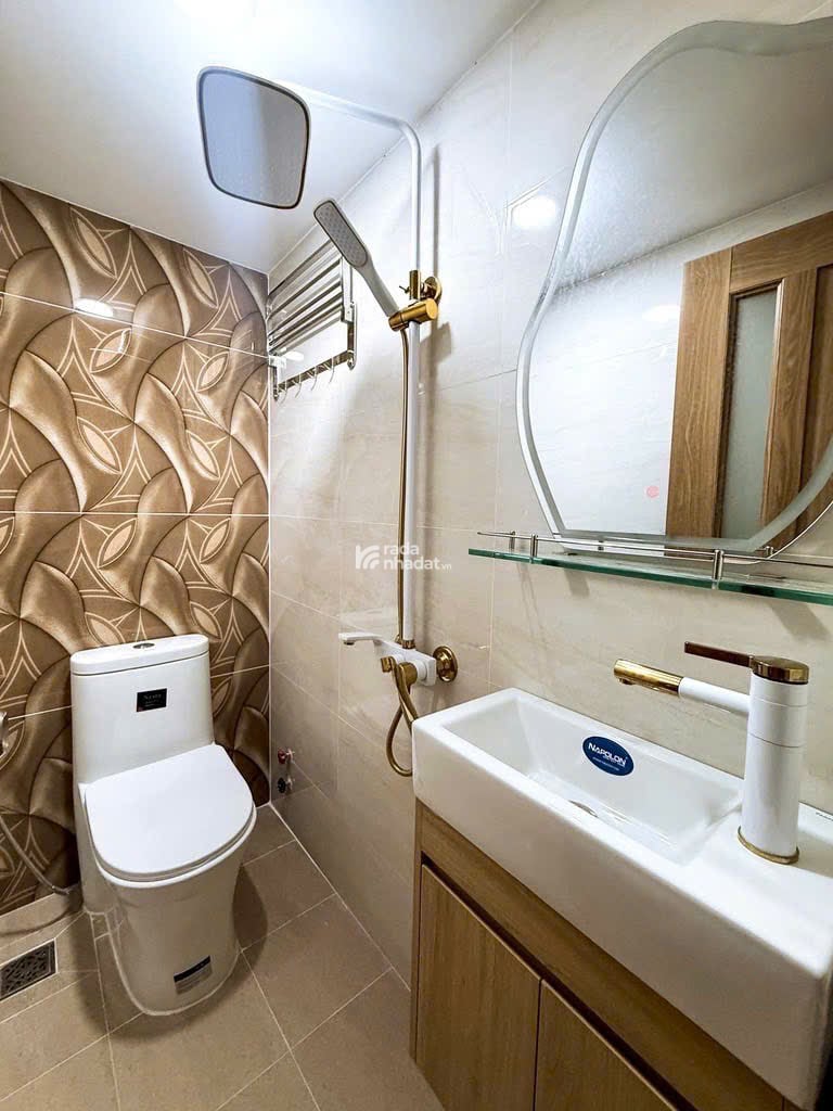 Bán Nhà Full Nội Thất Cao Cấp, 60m2 sử dụng, ngay THCS Đoàn Thị Điểm
