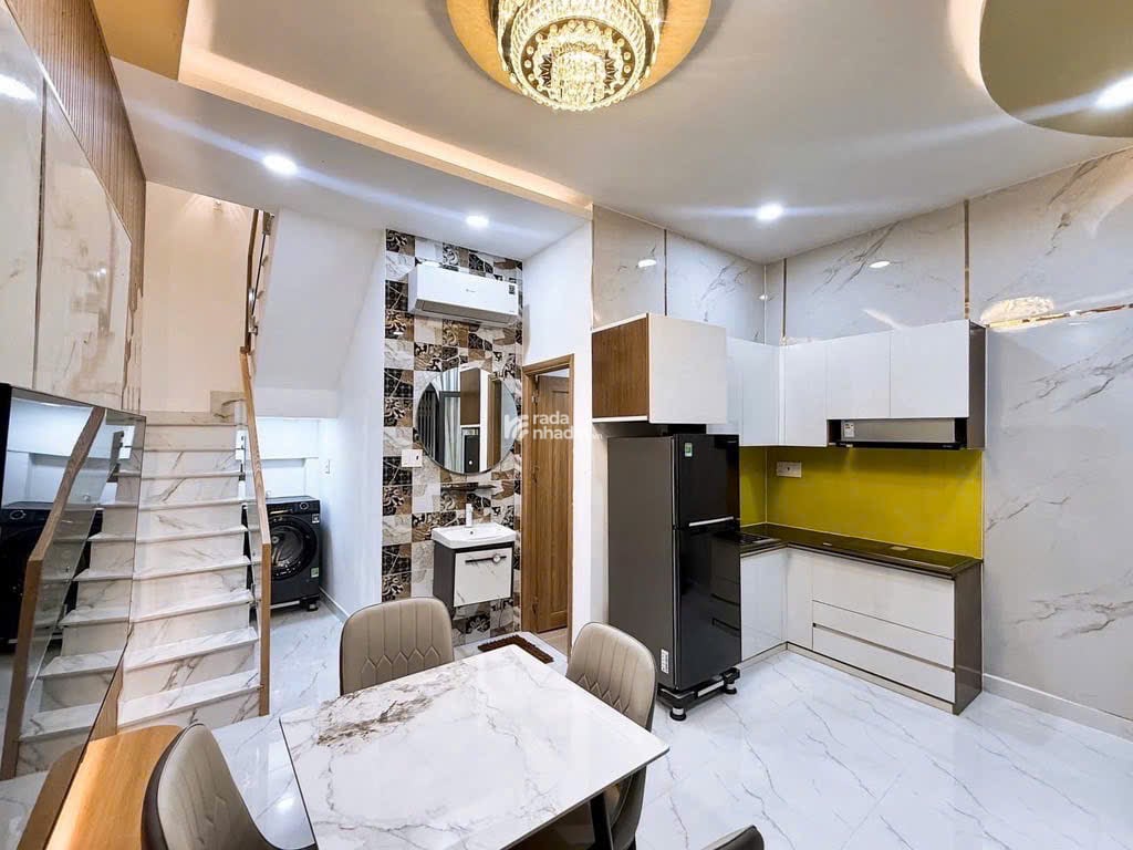 Bán Nhà Full Nội Thất Cao Cấp, 60m2 sử dụng, ngay THCS Đoàn Thị Điểm