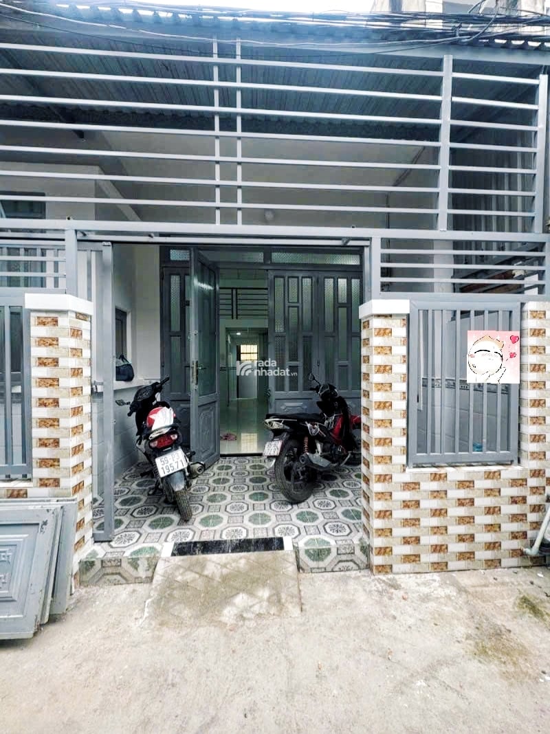 GẦN AEON MALL  TÊN LỬA DT : 52 M2 ( 5.7 X9 ) NHÀ MỚI VỀ Ở NGAY , Ô TÔ ĐỔ CỖNG CÁCH NHÀ 