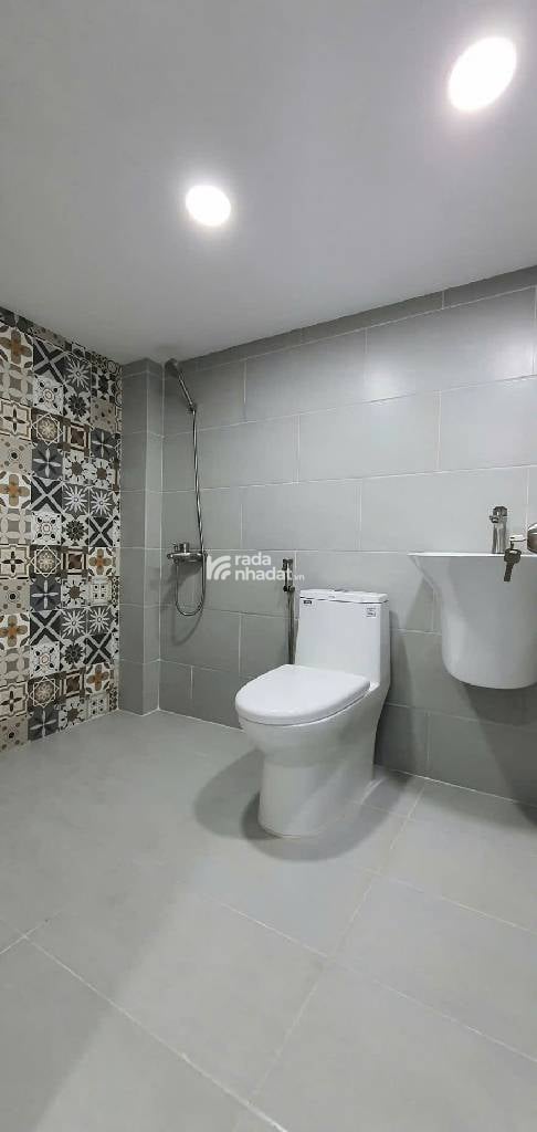 BÁN NHÀ HẺM BA GÁC 28 LƯƠNG VĂN CAN, P.15, QUẬN 8, 32M2