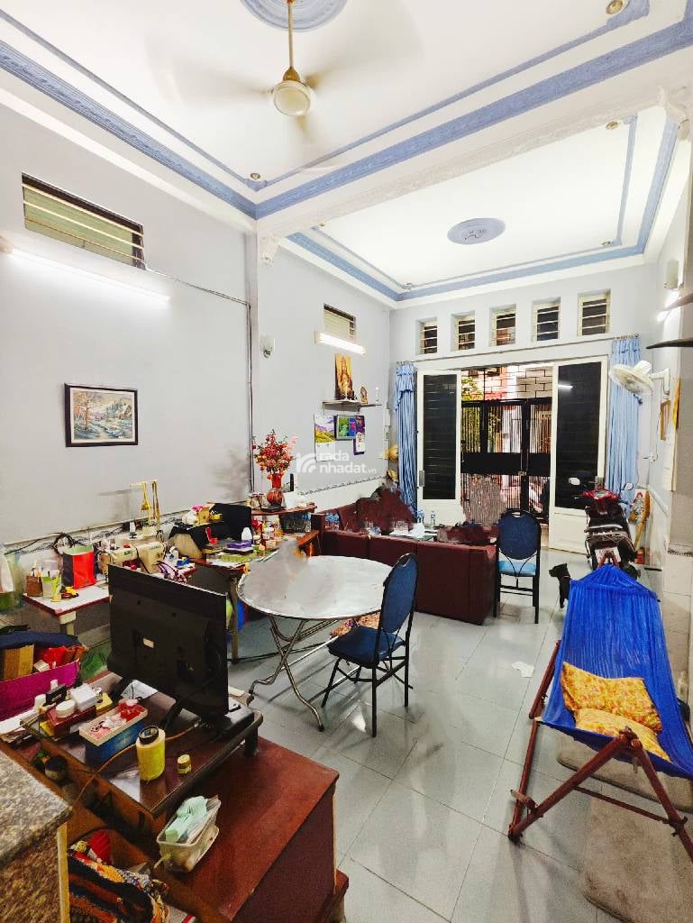 QUẬN TÂN PHÚ - 79M2 - 3 TẦNG - OTO VÀO NHÀ - HẺM 6M - CHÍNH CHỦ XÂY LÂU ĐỜI