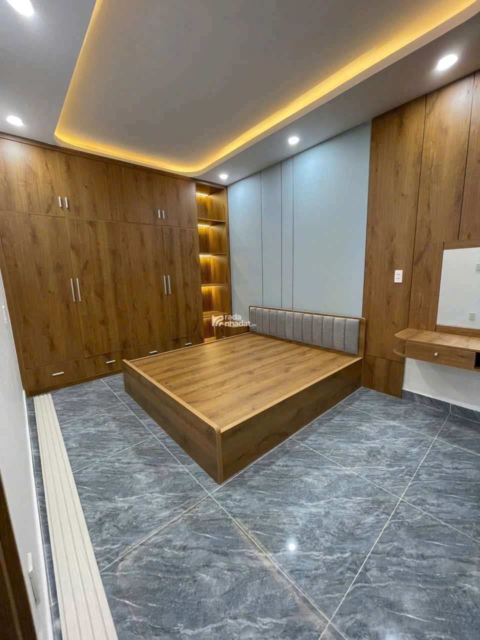 ** Chủ Kẹt * Cần Bán Gấp Nhà (P.Bình Tân), Sát Chợ Bà Hom, DT 60m2, Giá 4,x Tỷ