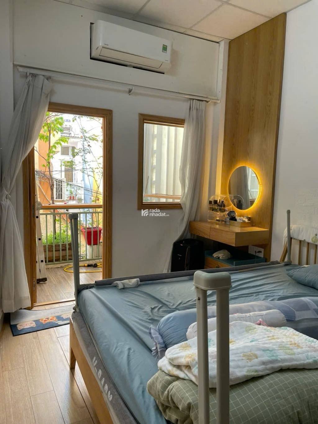 Bán nhà đẹp Thích Quảng Đức, Phường 5 Phú Nhuận, tặng full nội thất, nhỉnh 5 tỷ TL.